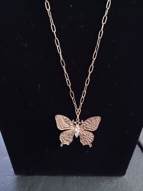 Gold Tone NWT Butterfly Pendant Necklace - Women Jewelry